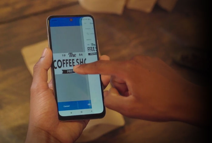 Load video: Label Editor Mobile